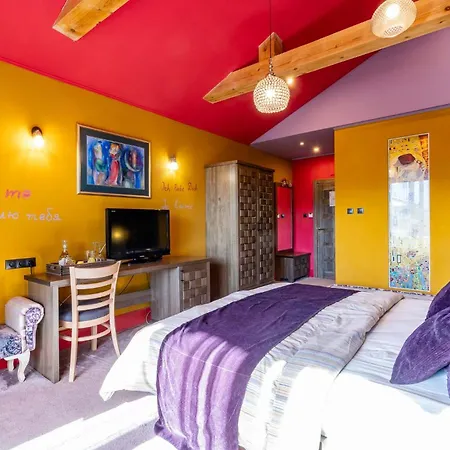 Hotel Casa Art Oreshak  Dış mekan fotoğraf
