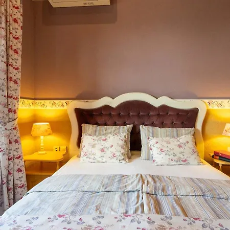 Hotel Casa Art Oreshak  Dış mekan fotoğraf